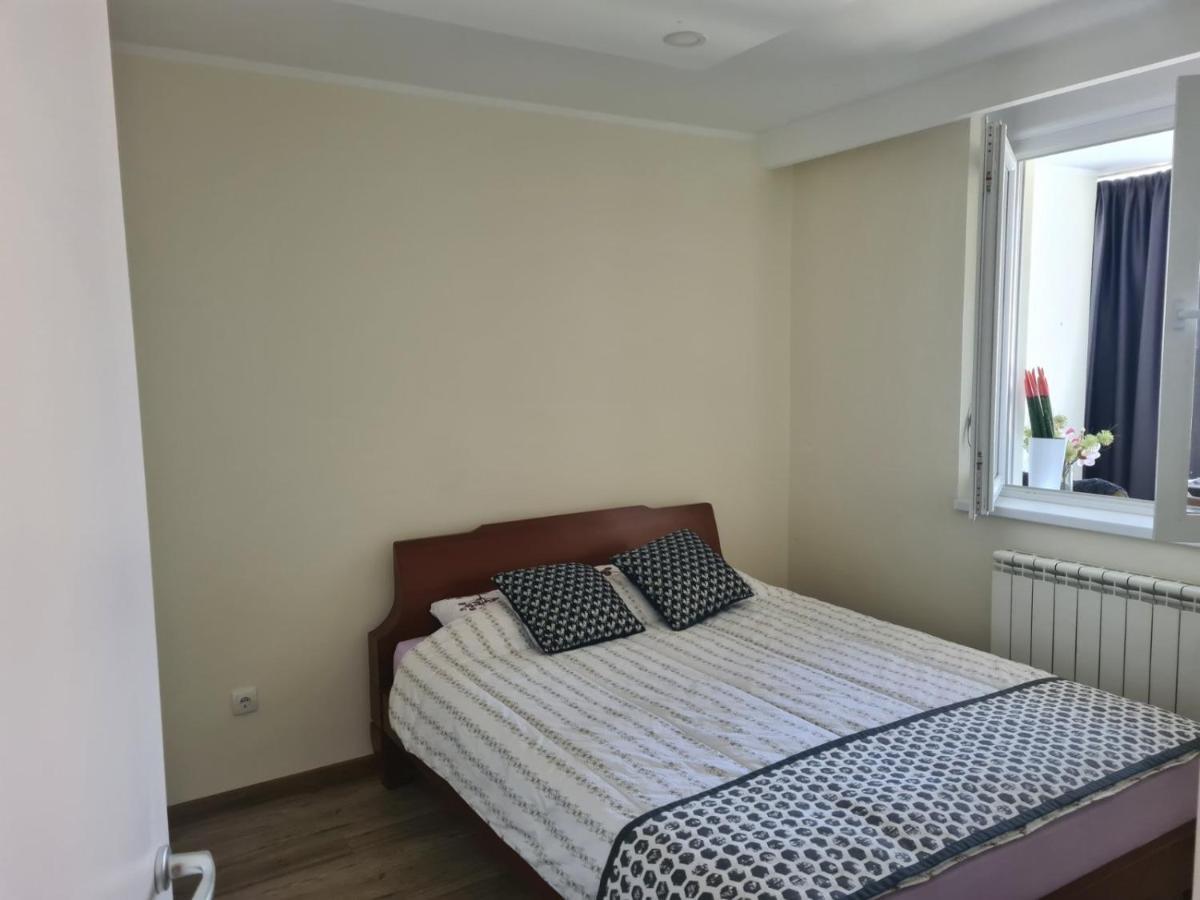 Casa Mia Appartement Novi Sad Buitenkant foto